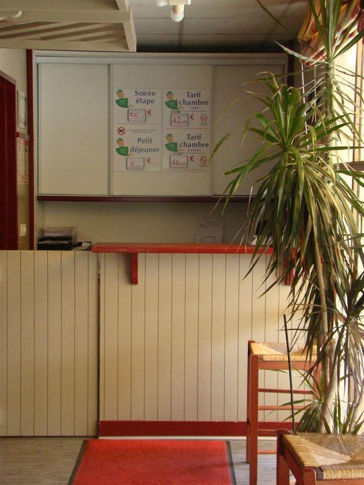 佩皮尼昂法斯特酒店 外观 照片