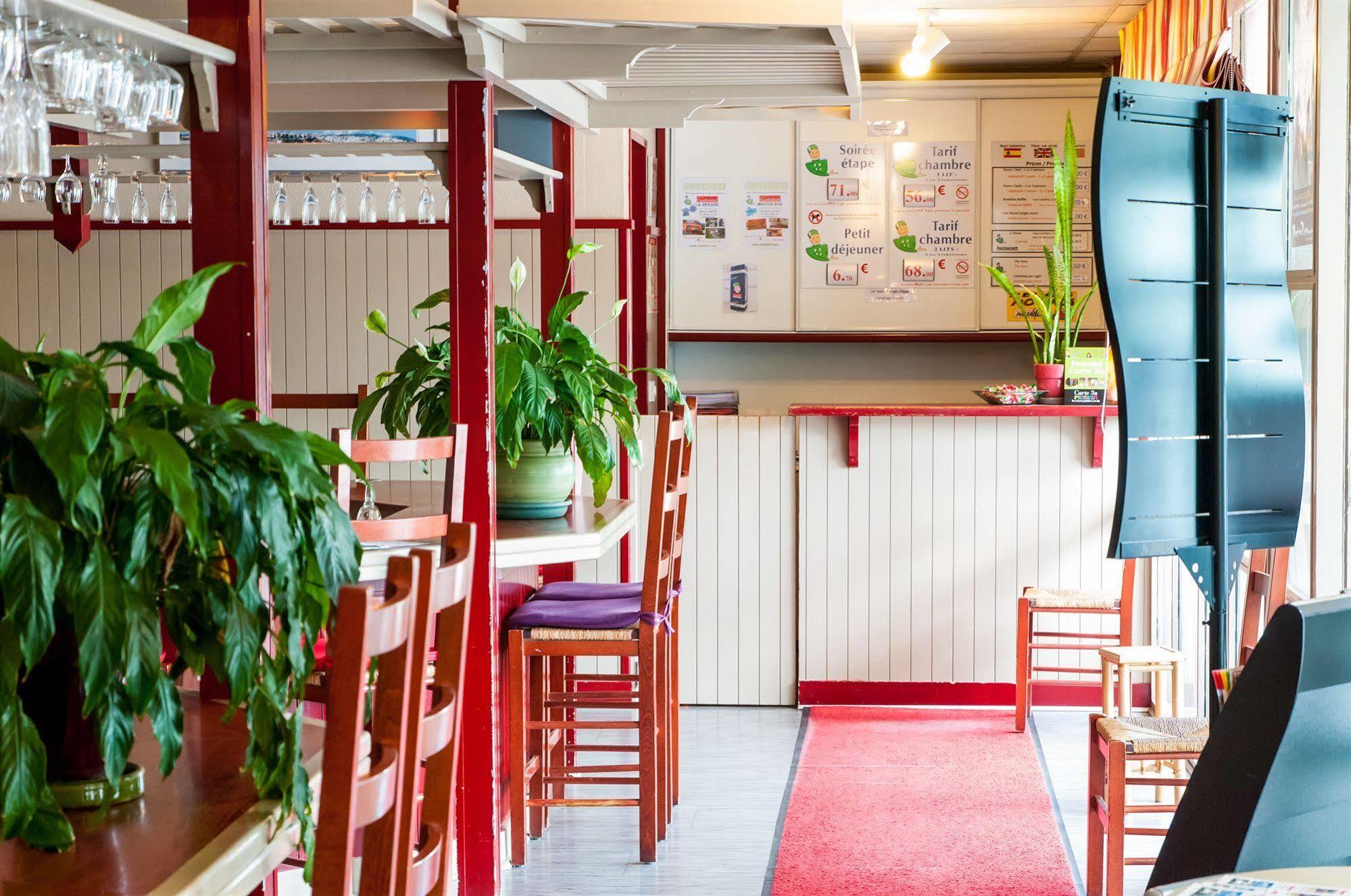 佩皮尼昂法斯特酒店 外观 照片