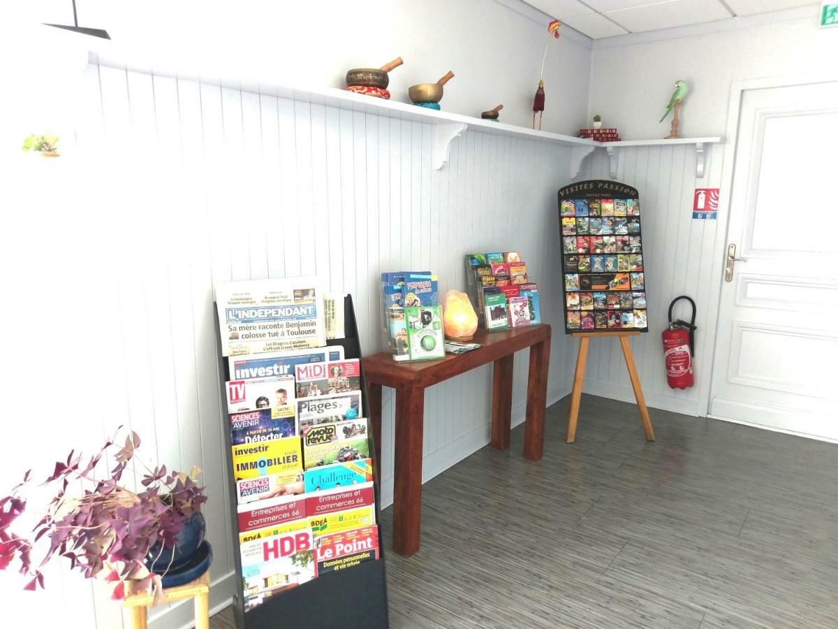 佩皮尼昂法斯特酒店 外观 照片
